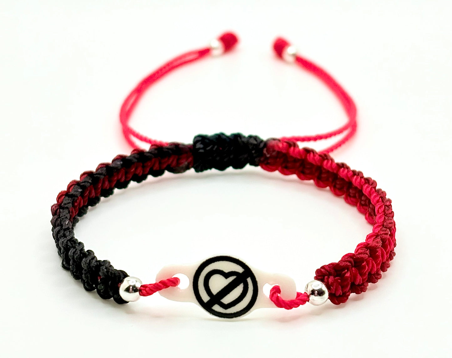No Te Enamores Bracelet